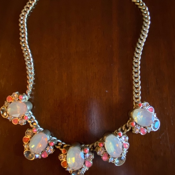 Beaded vintage statement necklace. - Picture 3 of 3